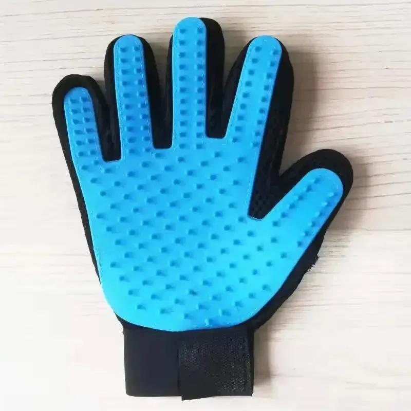 Pet Grooming Kit – 2-Sided Brush and Cleaning Glove for Dogs and Cats